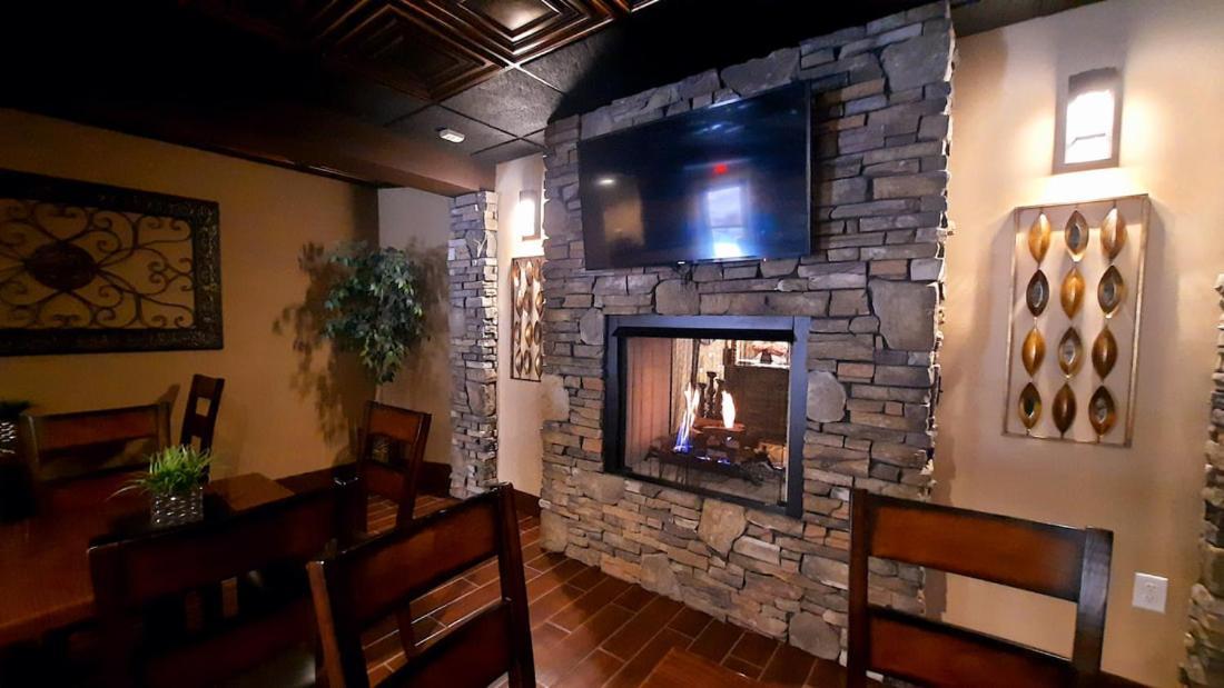 Stonebrook Lodge مدينة كليرمونت المظهر الخارجي الصورة